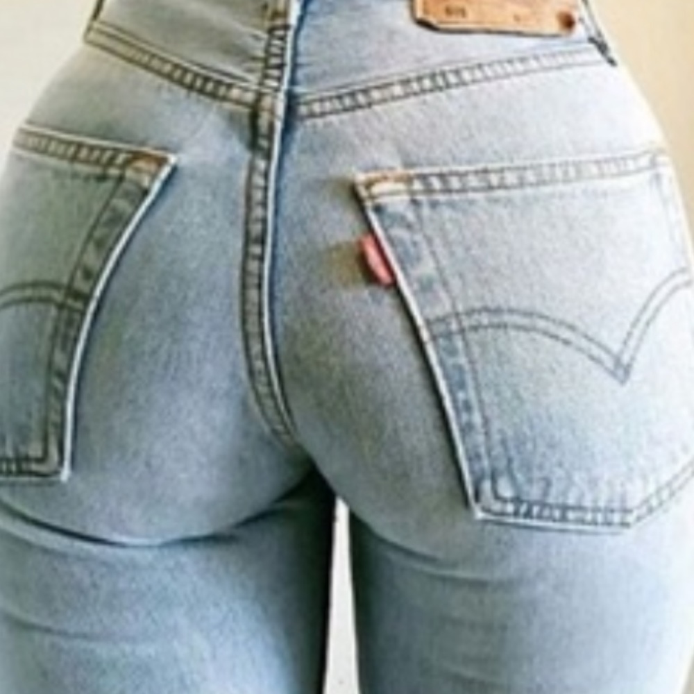 Levi’s Wedgie Skinny size 25